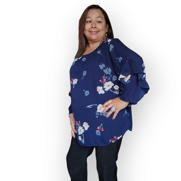 🎊3 FOR $10 VAN HEUSEN WOMENS XL BLUE FLORAL BLOUSE - Picture 3 of 5